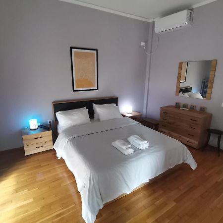 Penthouse Spacious W Super Wifi & Terrace, 2 Min From Metro Athen Exterior foto